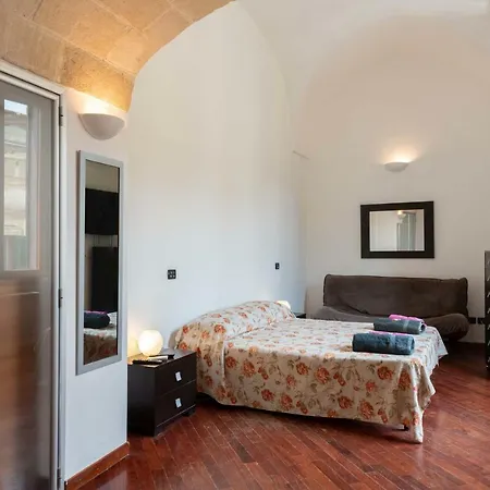 Abaca Guest house *